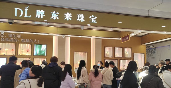 從河南到全國，胖東來品牌戰(zhàn)略擴張的挑戰(zhàn)與機遇分析