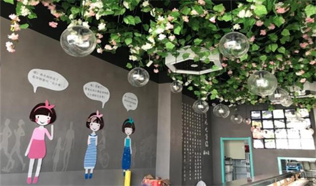 麻小旋品牌戰略,旋轉小火鍋品牌戰略,麻小旋旋轉小火鍋