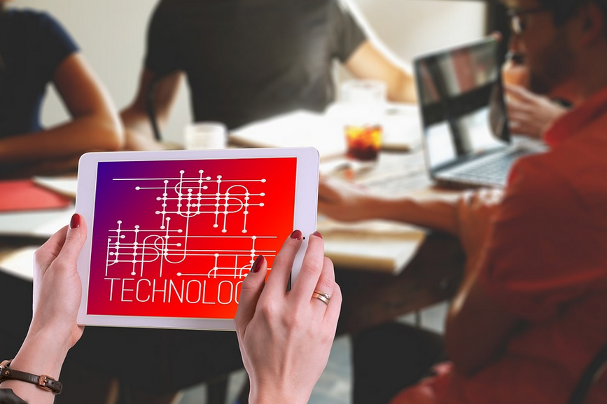 企業戰略定位三要素是什么？包括哪些理論？